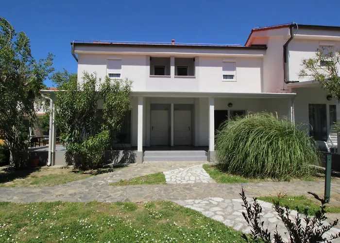 Corinthia 2 By Interhome * Baška