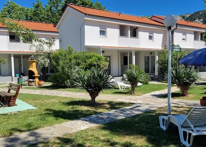 Corinthia 2 By Interhome