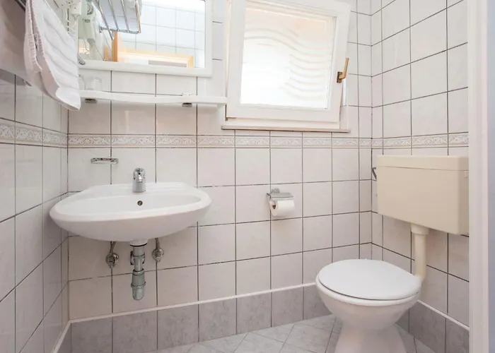 Corinthia 2 By Interhome Lägenhet