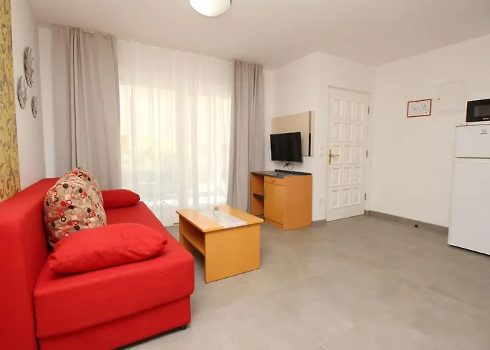 Corinthia 2 By Interhome Lägenhet *