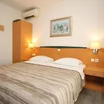 Apartmán Corinthia 2 By Interhome