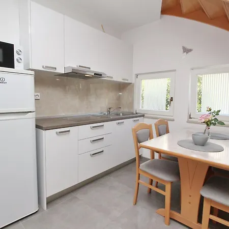 Corinthia 2 By Interhome Appartement Baška