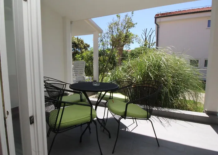 Corinthia 2 By Interhome באסקה