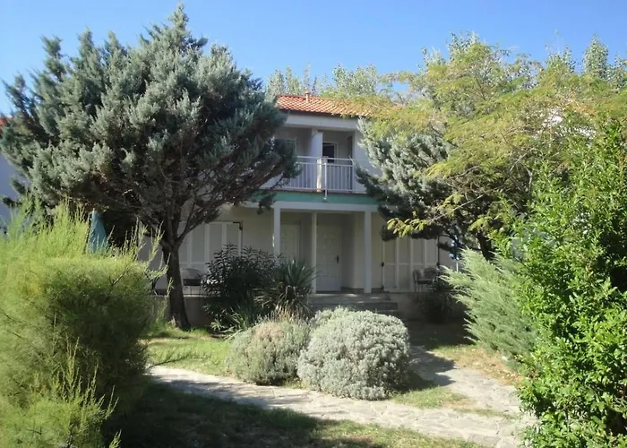 Corinthia 2 By Interhome באסקה