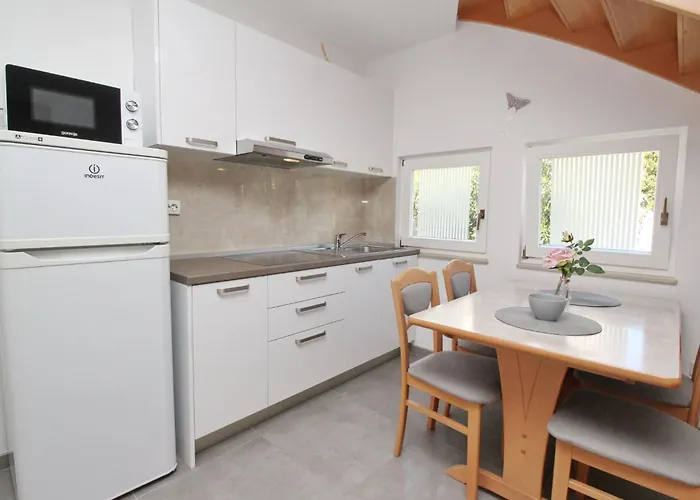 Corinthia 2 By Interhome Apartamento Baška