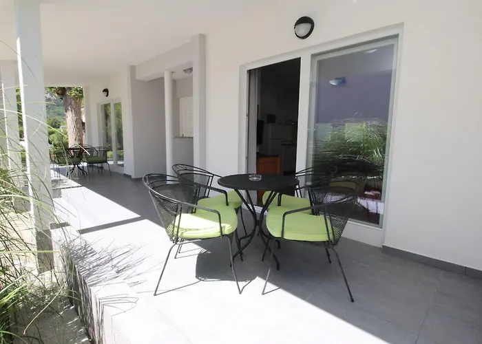 Corinthia 2 By Interhome *